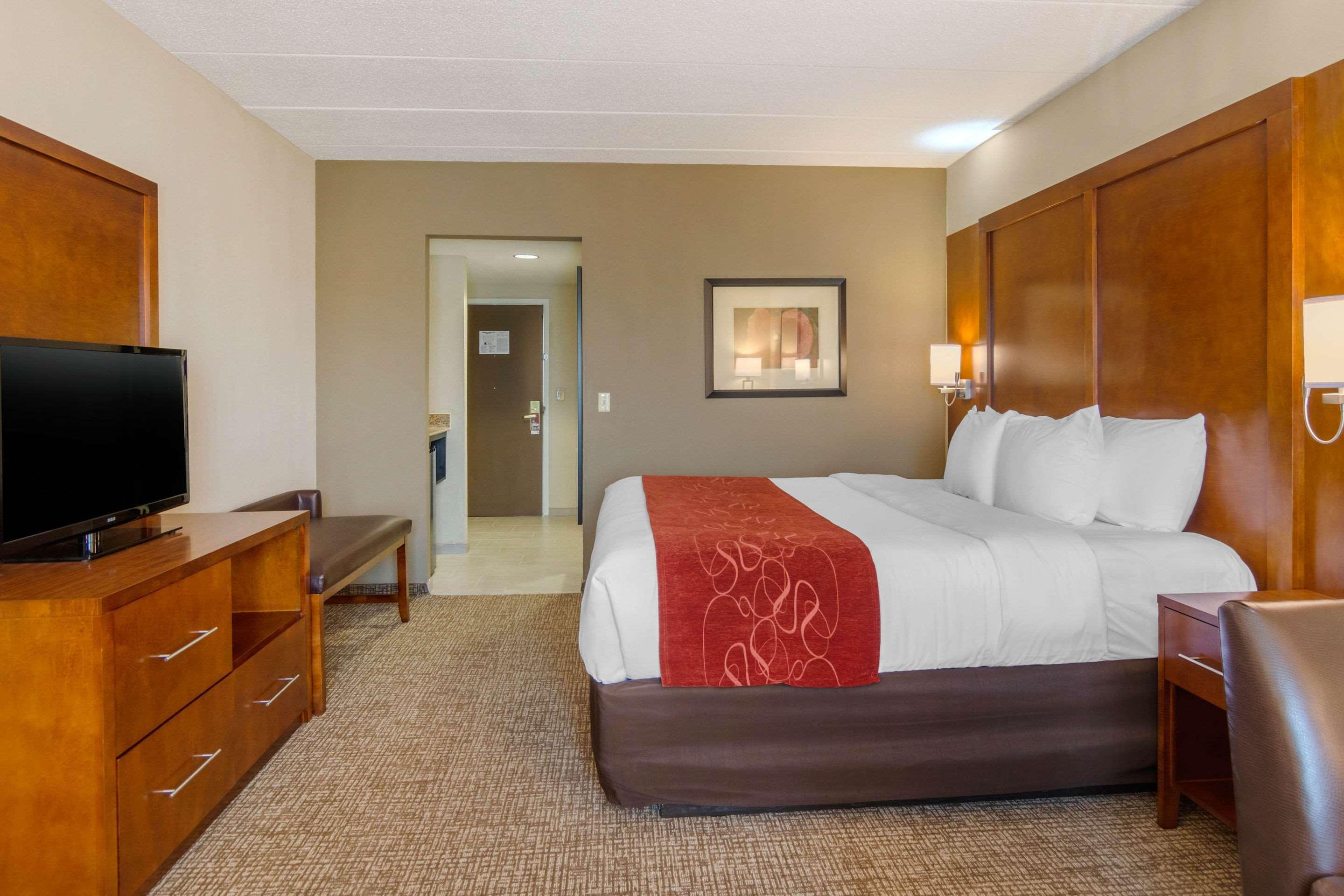 Comfort Suites Southpark Колониал Хайтс Екстериор снимка