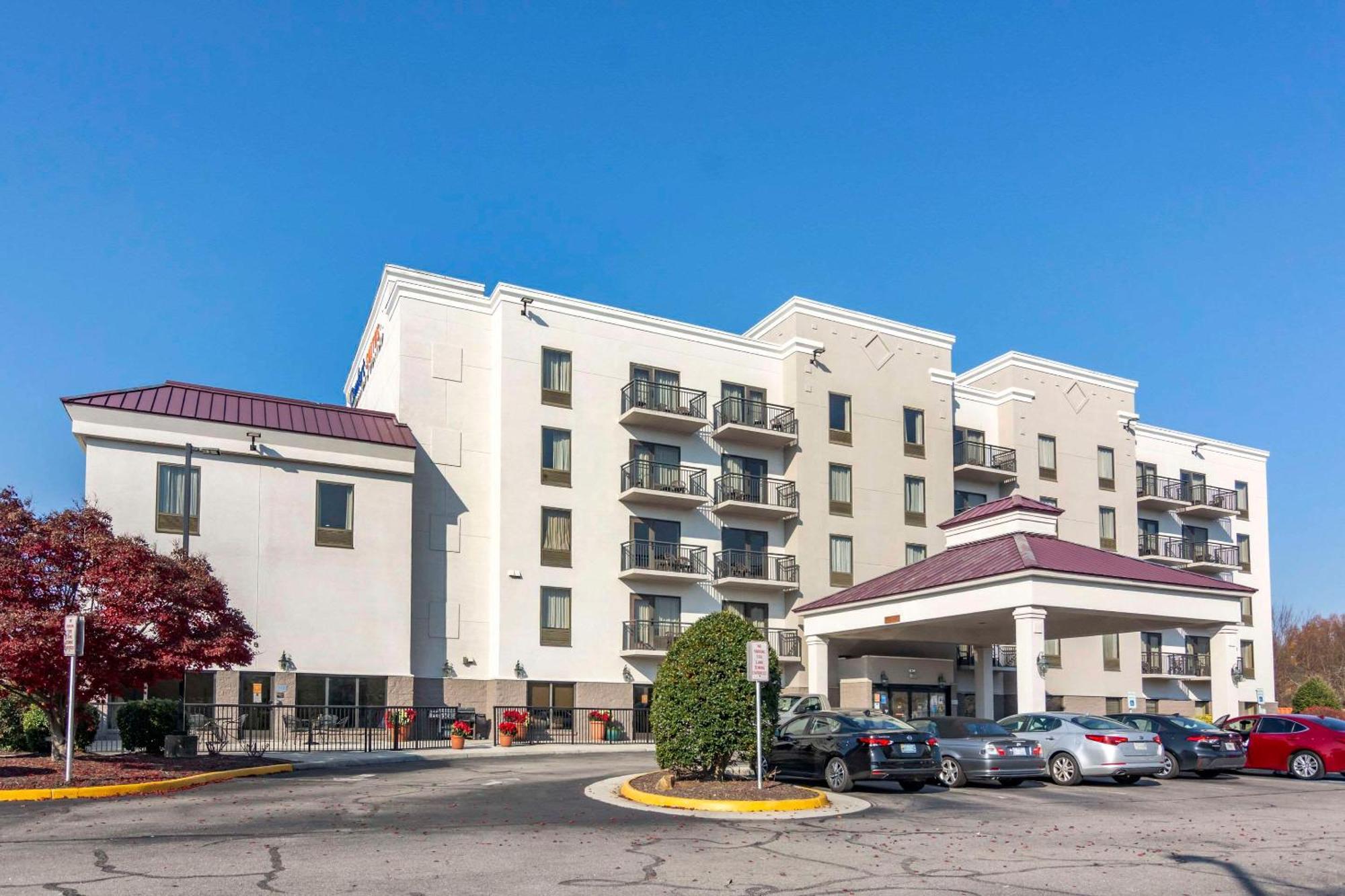 Comfort Suites Southpark Колониал Хайтс Екстериор снимка